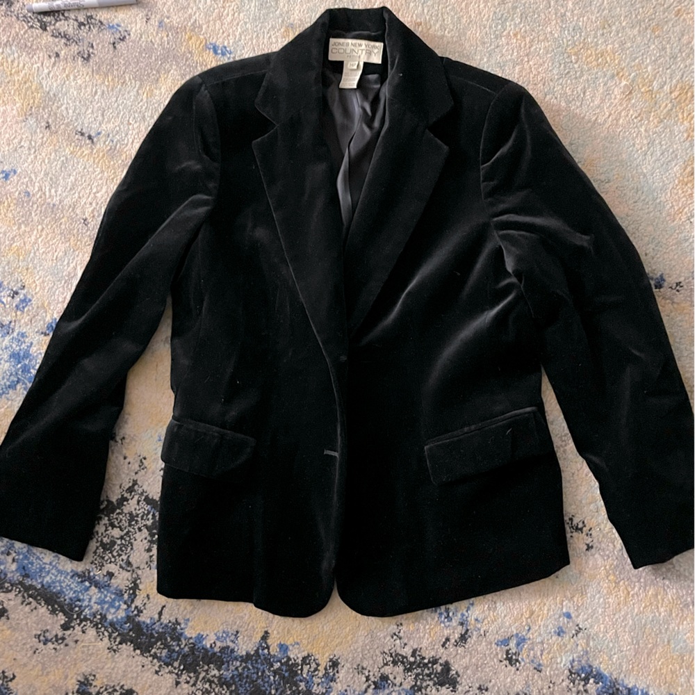 Jones New York black velvet blazer womens
